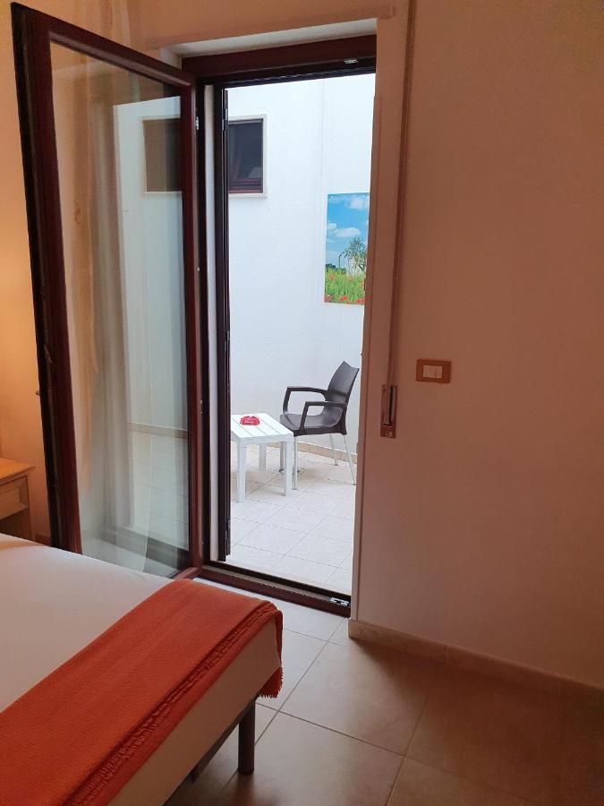 Hotel Corallo 토레 산타 사비나 외부 사진