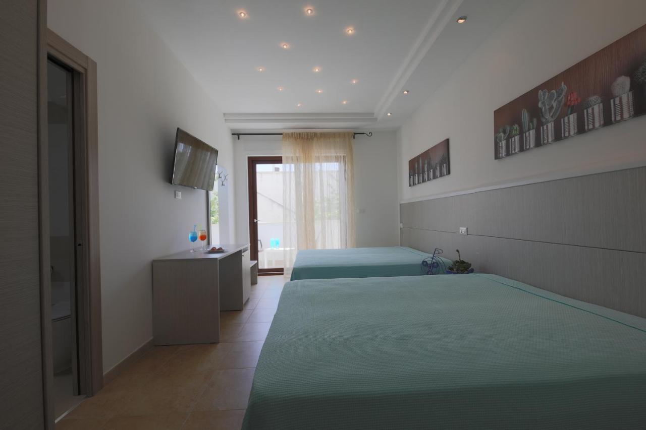 Hotel Corallo 토레 산타 사비나 외부 사진