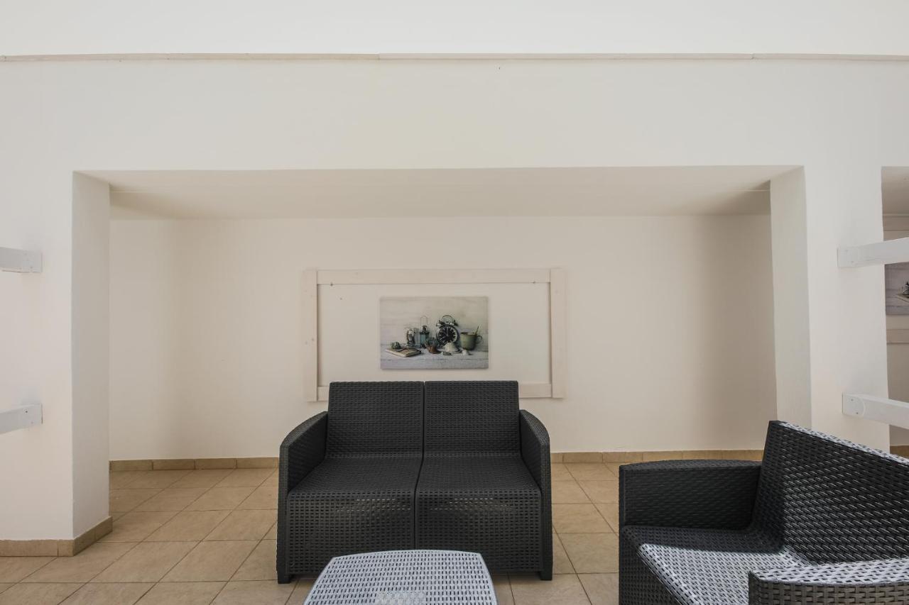 Hotel Corallo 토레 산타 사비나 외부 사진