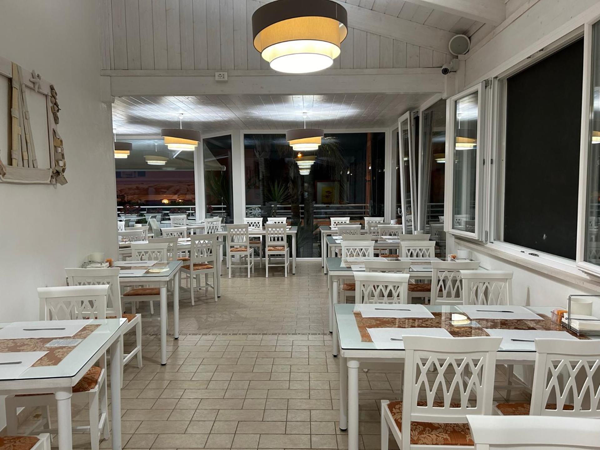 Hotel Corallo 토레 산타 사비나 외부 사진